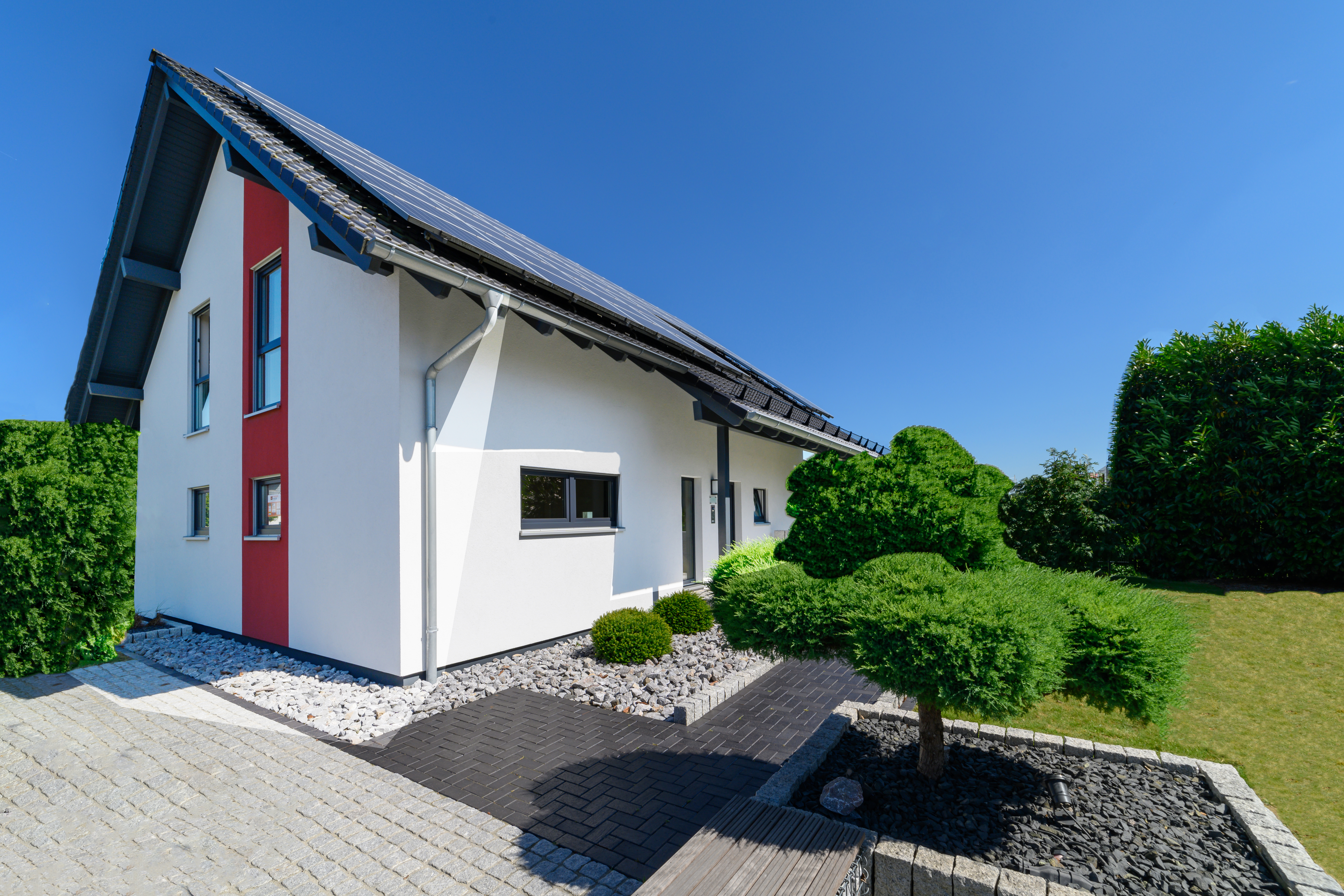 Einfamilienhaus mit Garten und Terrasse